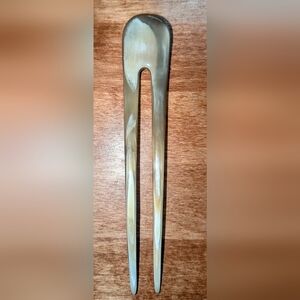 Chic Tan Hair Fork